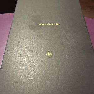 Women Brand New Patent Leather Black Halogen 6M